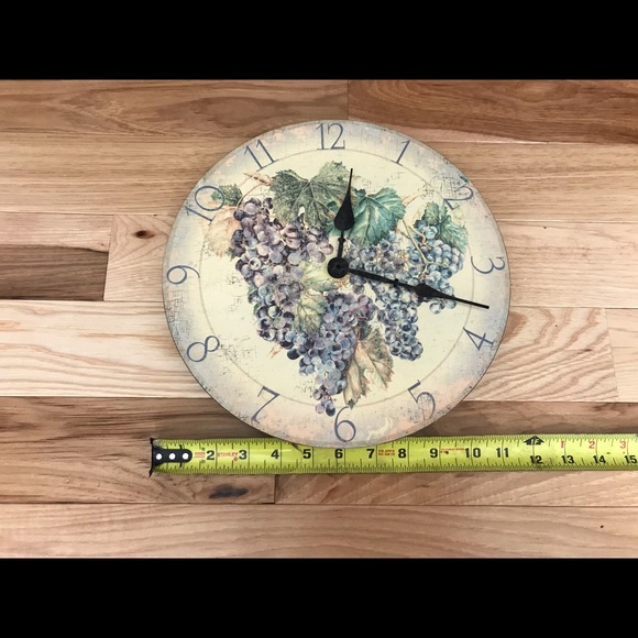 Clock - Picture 4 of 5